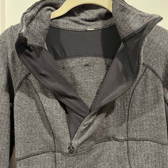 Lululemon Athletica Jacket Size 6 - Picture 5 of 11